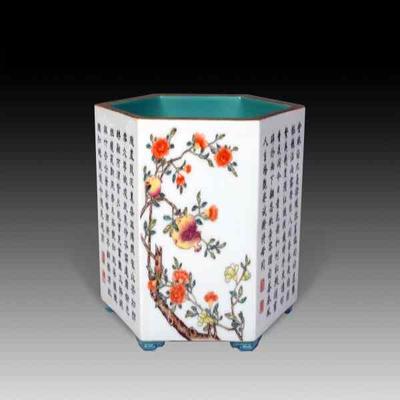 仿清雍正粉彩花卉纹六方笔筒